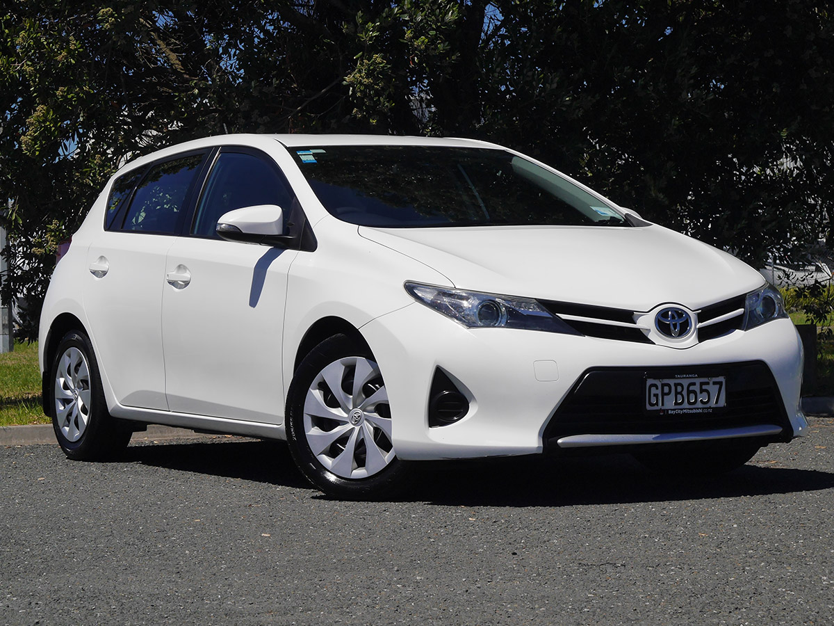 2012 Toyota Corolla GX 2WD