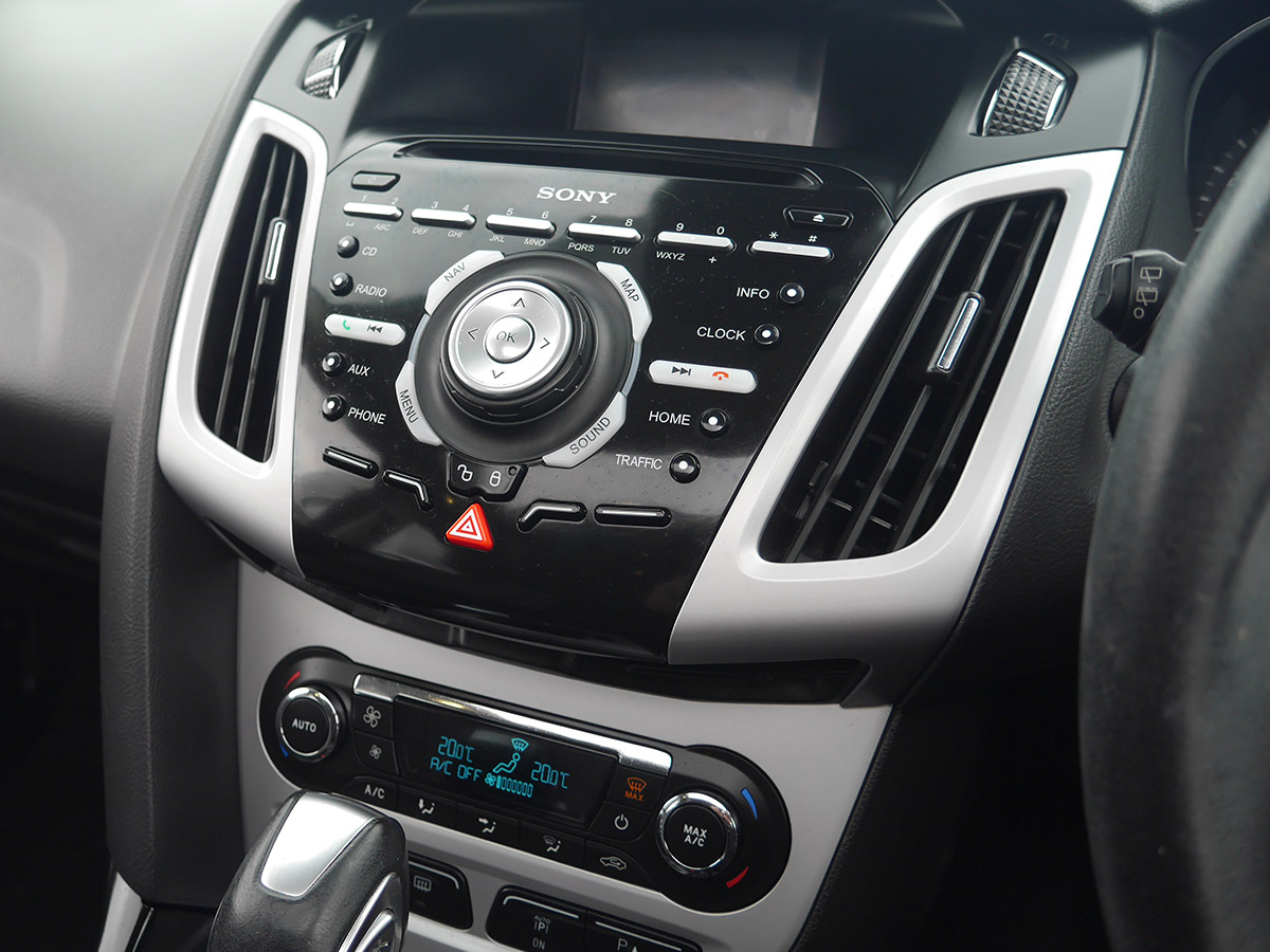 2014 Ford Focus Titanium 2WD
