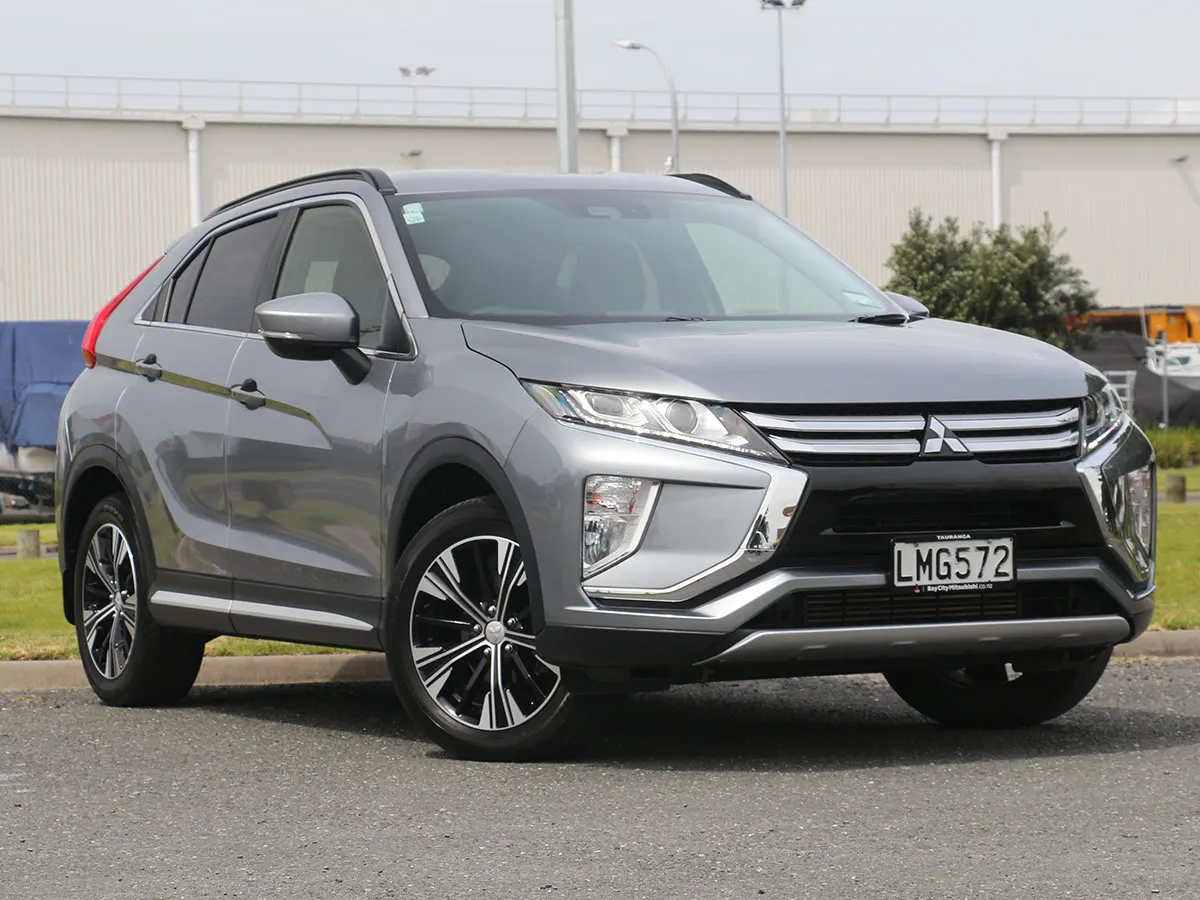 2018 Mitsubishi Eclipse Cross PHEV XLS 2WD