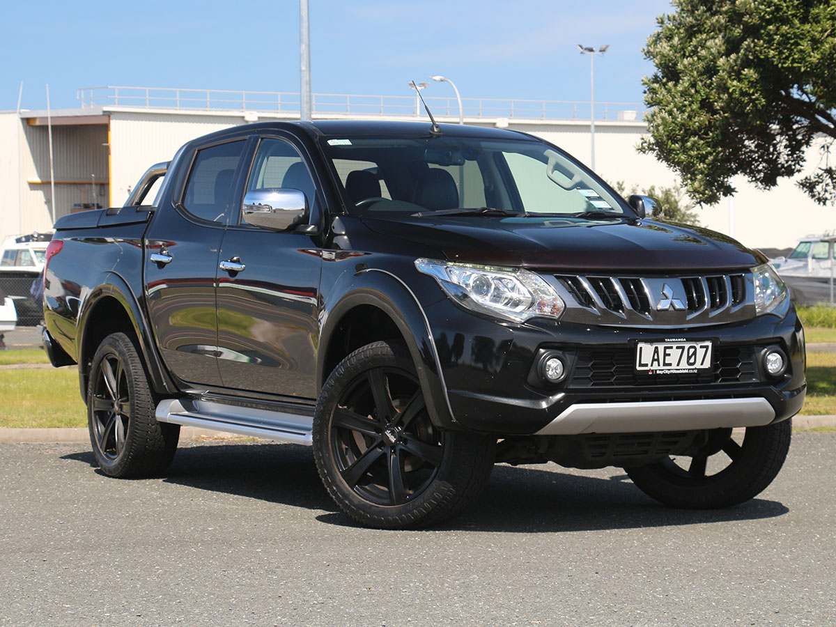 2017 Mitsubishi Triton VRX 2WD