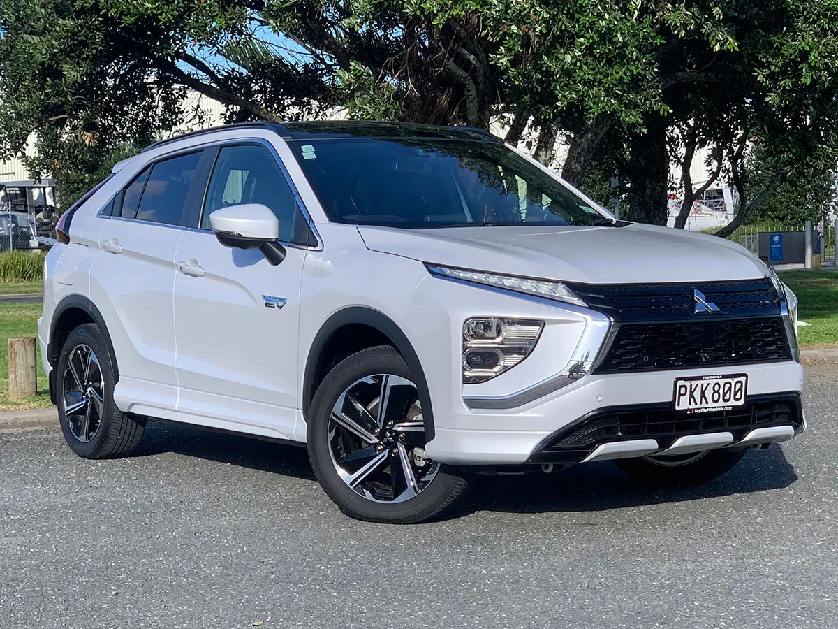 2022 Mitsubishi Eclipse Cross PHEV VRX 4WD