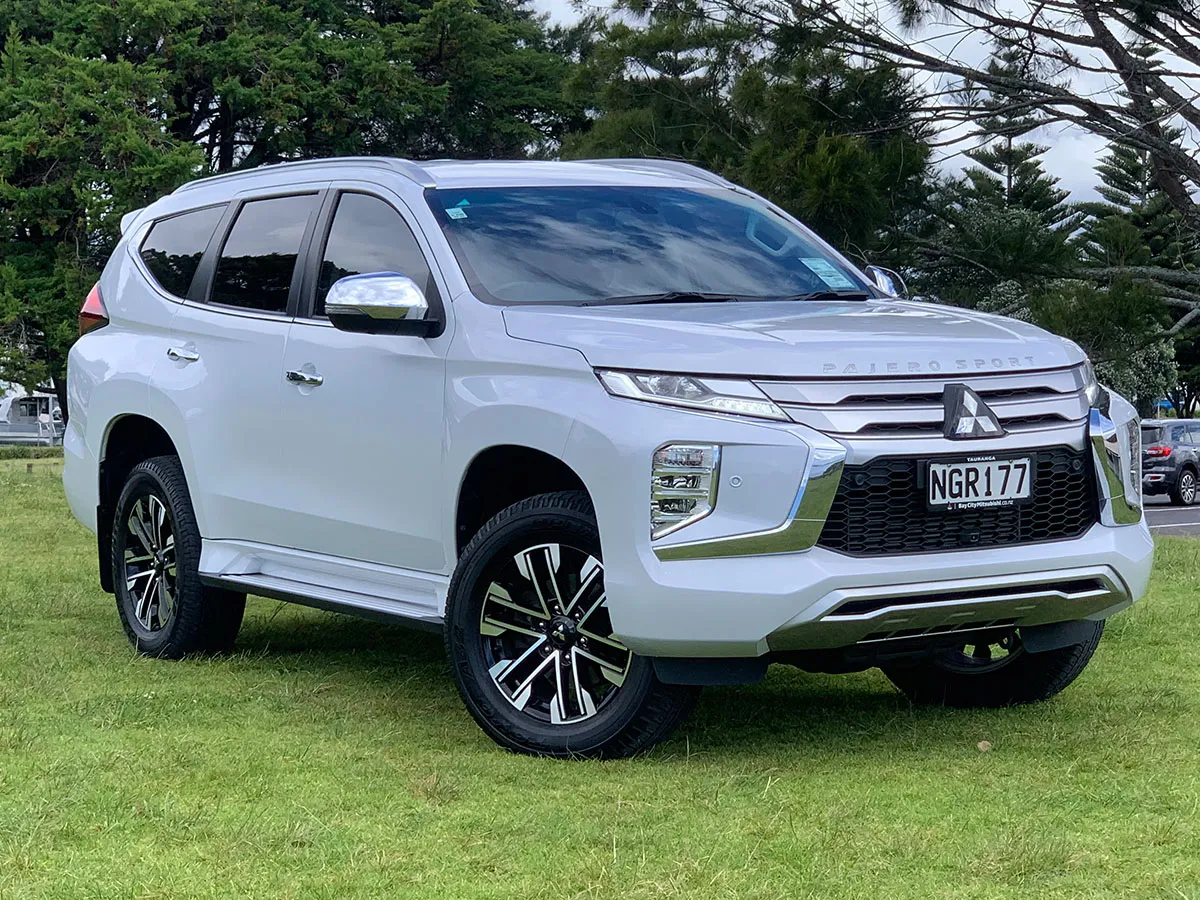 2021 Mitsubishi Pajero Sport VRX 4WD