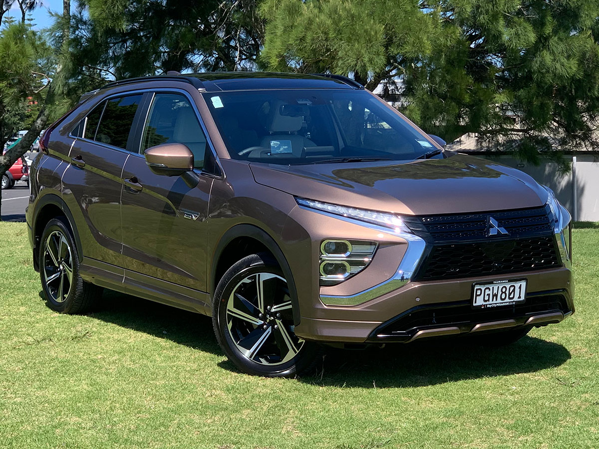2022 Mitsubishi Eclipse Cross PHEV VRX 4WD