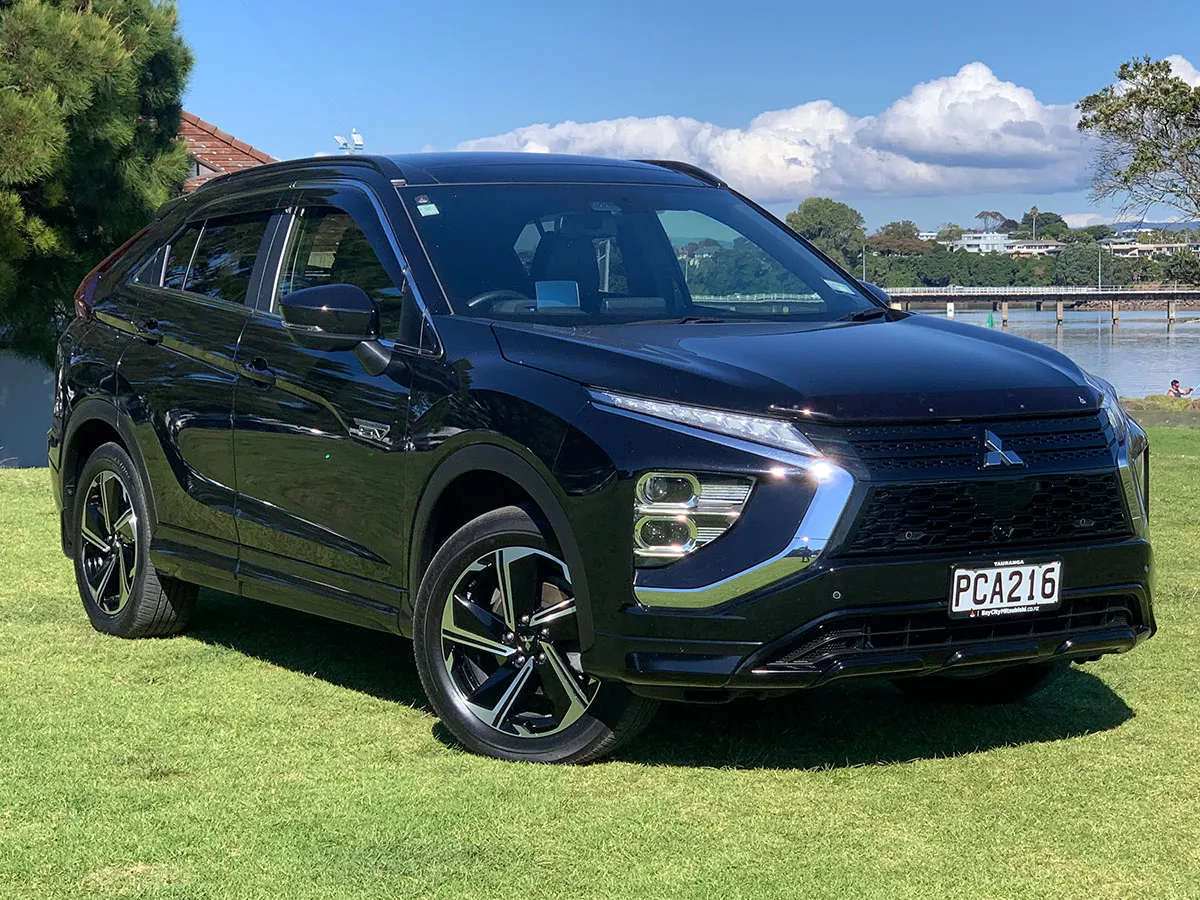 2022 Mitsubishi Eclipse Cross PHEV VRX 4WD