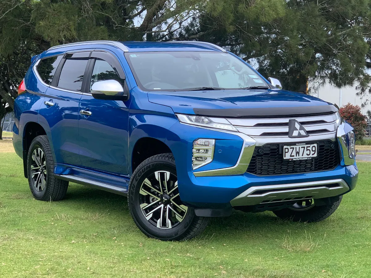 2023 Mitsubishi Pajero Sport VRX 4WD
