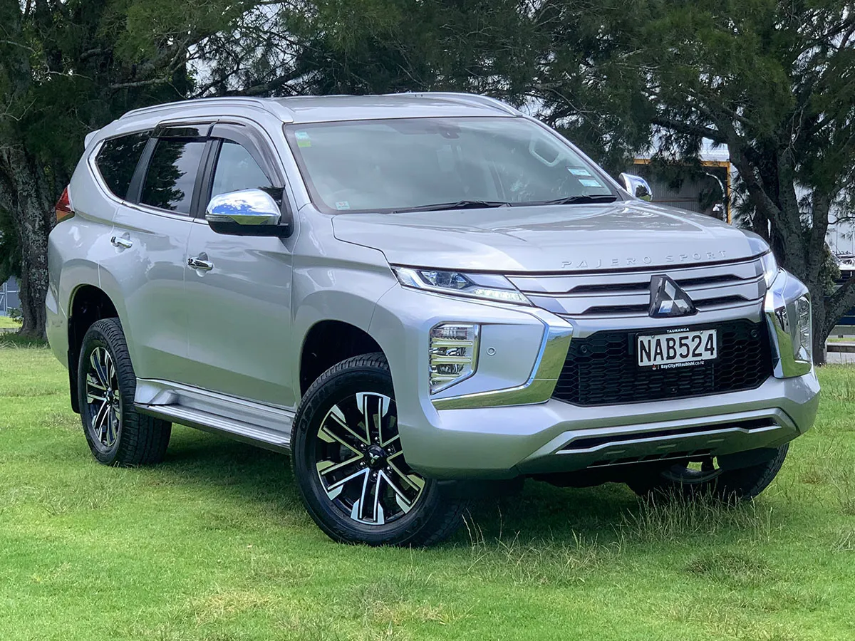 2020 Mitsubishi Pajero Sport VRX 4WD