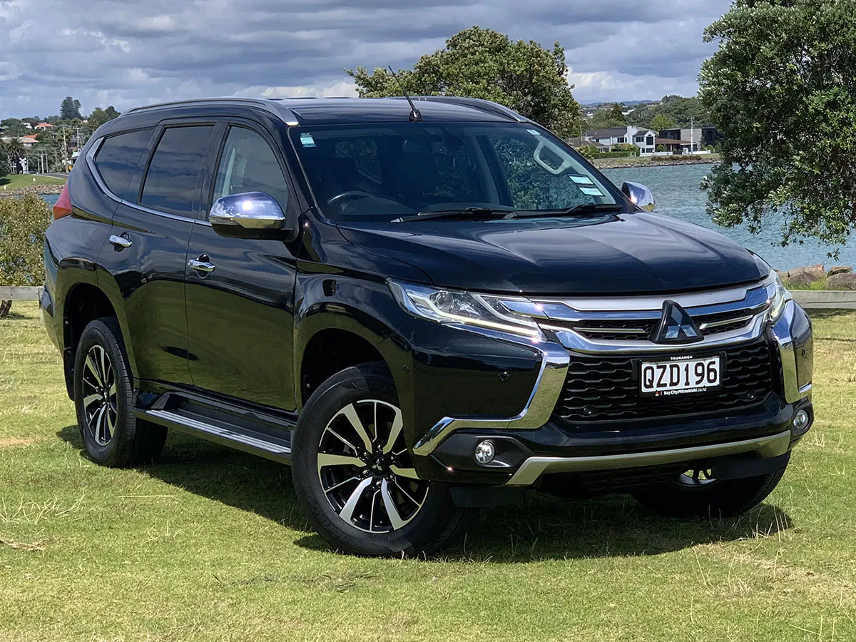2016 Mitsubishi Pajero Sport VRX 4WD