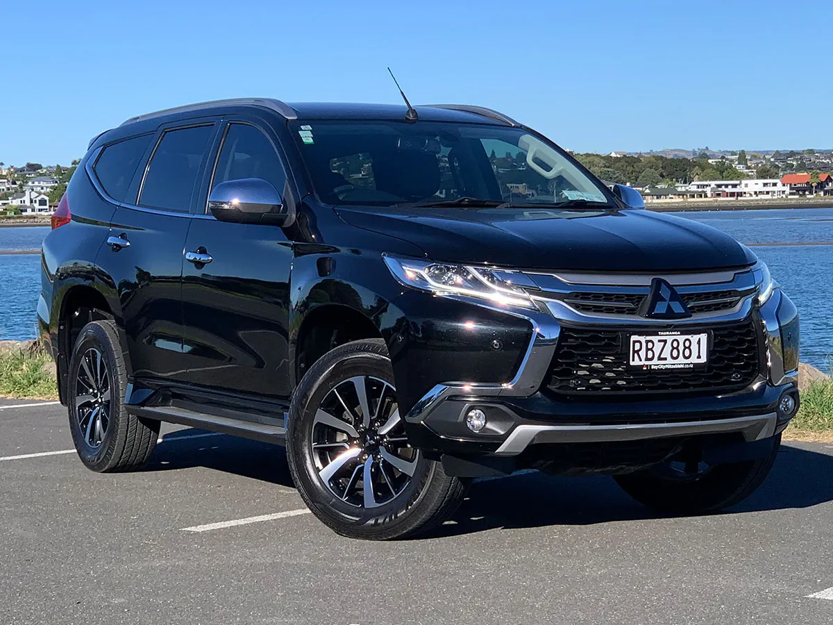 2019 Mitsubishi Pajero Sport VRX 4WD