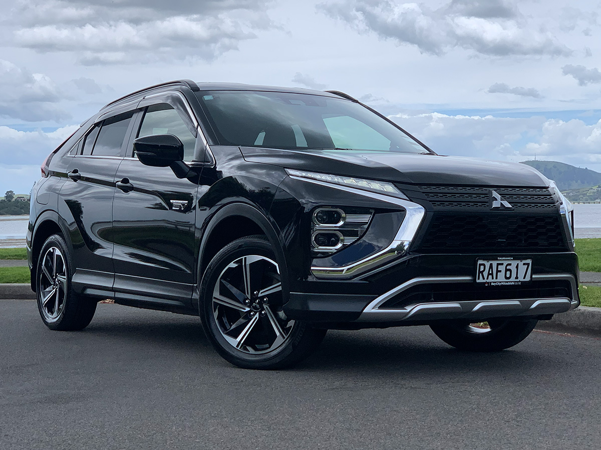 2024 Mitsubishi Eclipse Cross PHEV XLS 4WD