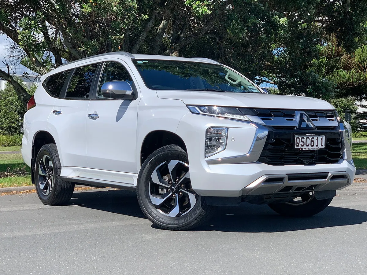 2024 Mitsubishi Pajero Sport VRX Diesel  4WD  7 Seater