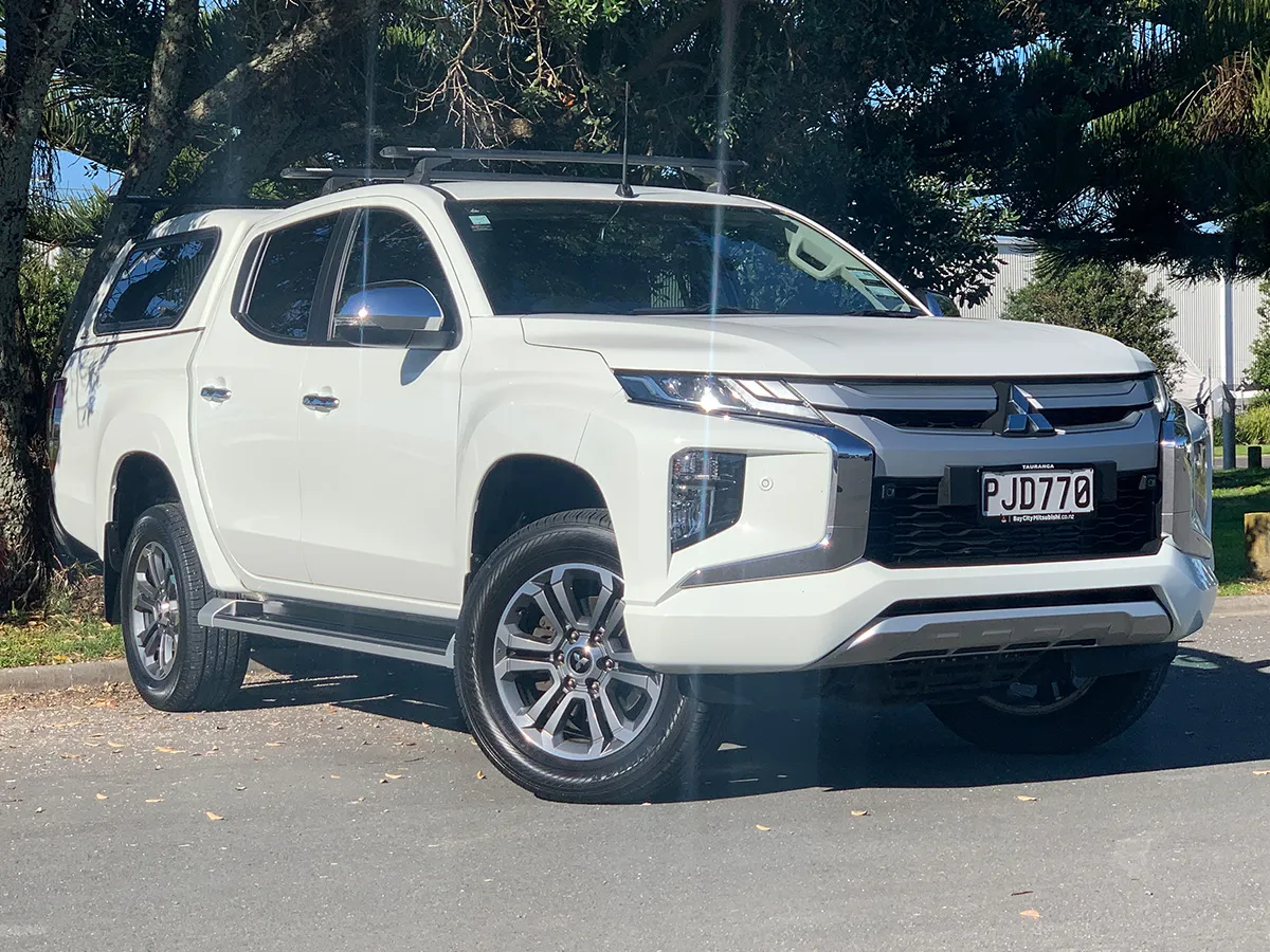 2022 Mitsubishi Triton GLXR 2WD