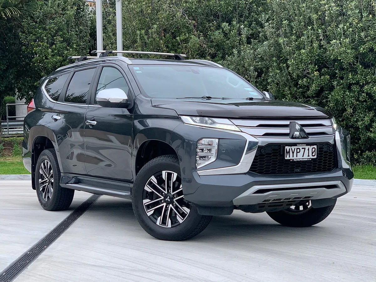 2020 Mitsubishi Pajero Sport VRX Diesel  4WD  7 Seater