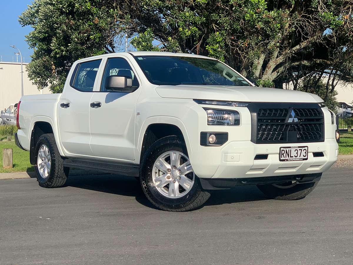 2025 Mitsubishi Triton GLX Diesel  Turbo 4WD  